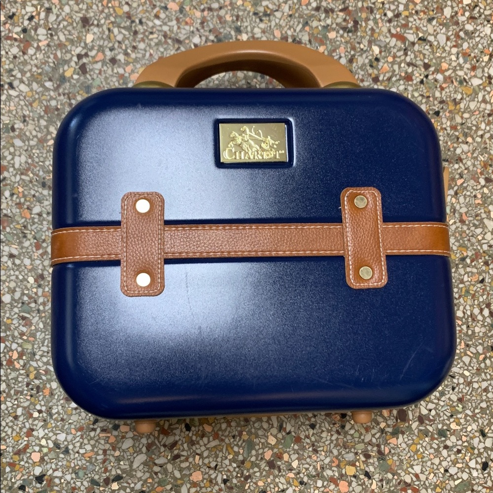 Chariot Blue and Brown Travel Beauty Bag luggage